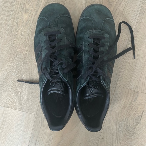 Adidas gazelle all black - Picture 1 of 4